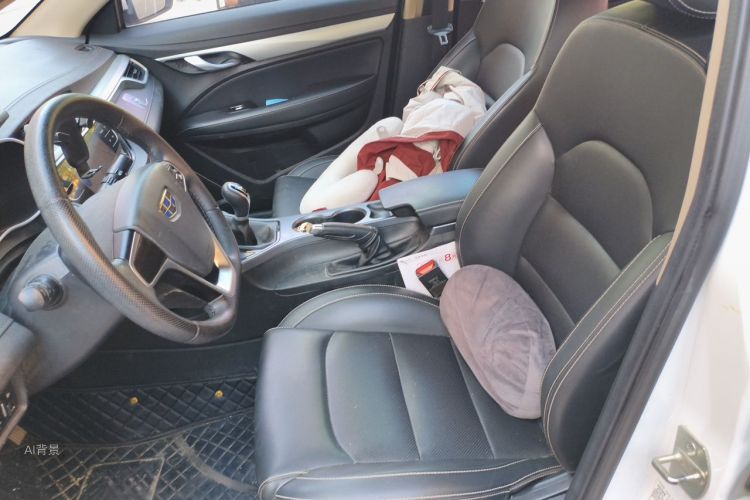 GEELY Emgrand 2019 car image #17