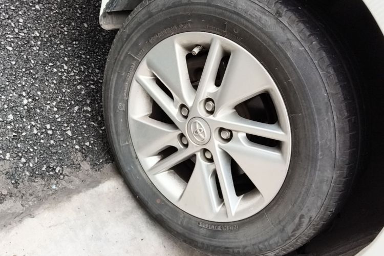 Toyota Corolla 2017 #4 Toyota Corolla 2017 car image #4