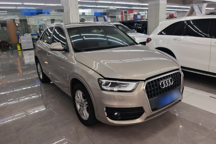 Audi Q3 2015 #4 Audi Q3 2015 car image #4