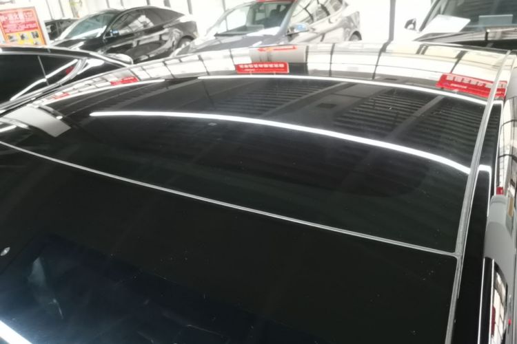Tesla Model Y 2023 #25 Tesla Model Y 2023 car image #25