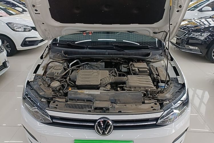 Volkswagen Polo 2022 car image #20