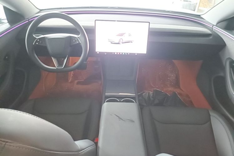 Tesla Model 3 2026 car image #10
