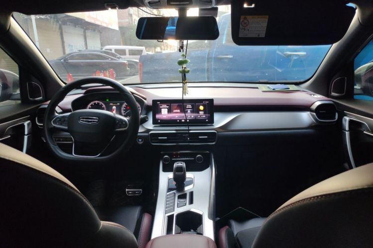 GEELY Coolray 2021 car image #7