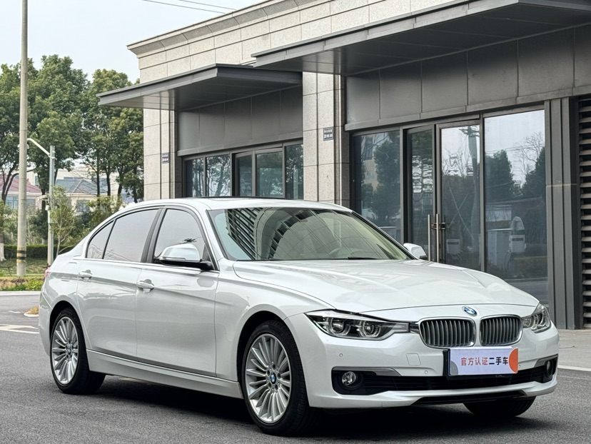 BMW 3 Series 2018 #3 BMW 3 Series 2018 car image #3