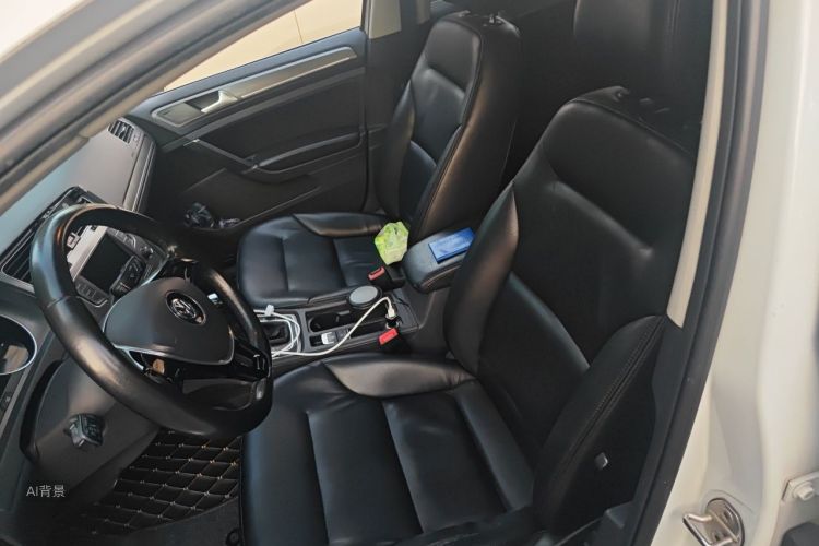 Volkswagen Golf 2017 car image #17