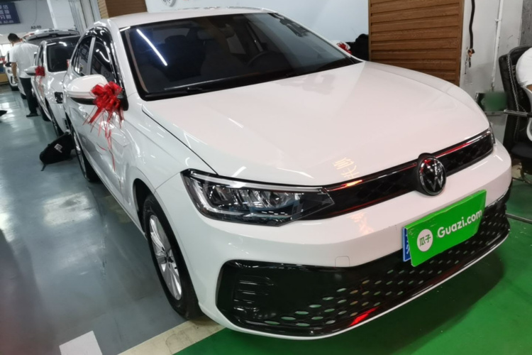 Volkswagen Lavida 2025 car image #6