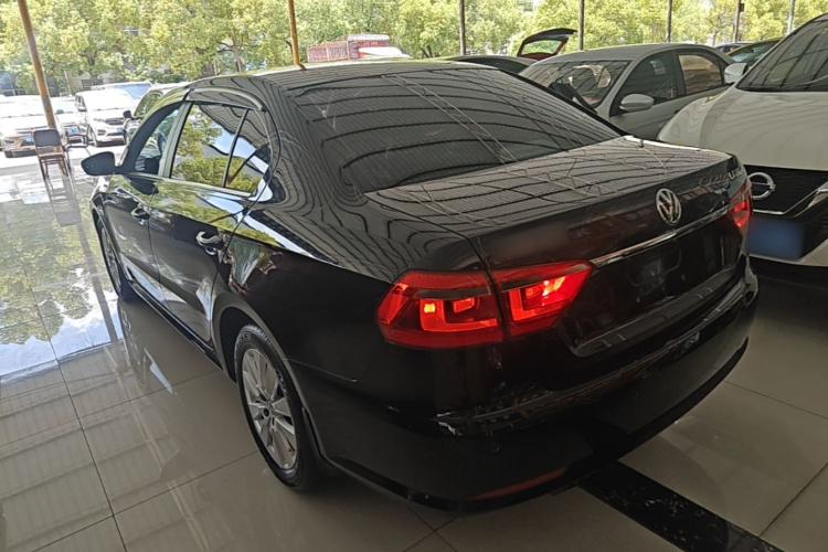Volkswagen Lavida 2016 car image #5