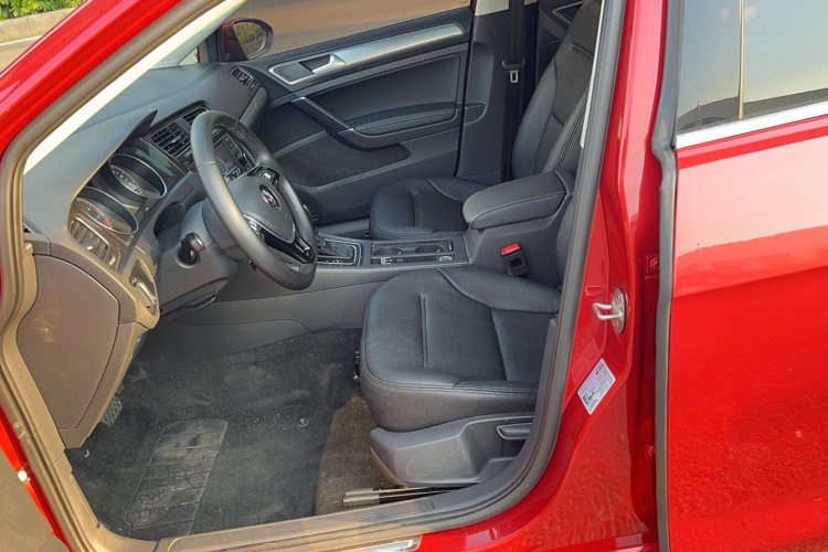 Volkswagen Golf 2018 #17 Volkswagen Golf 2018 car image #17