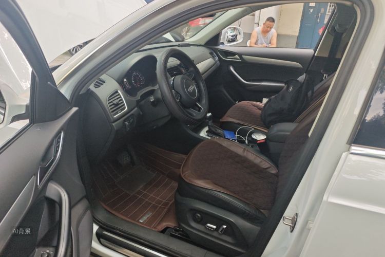 Audi Q3 2018 #18 Audi Q3 2018 car image #18