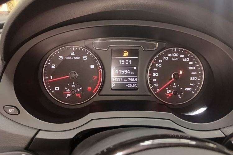 Audi Q3 2017 #12 Audi Q3 2017 car image #12