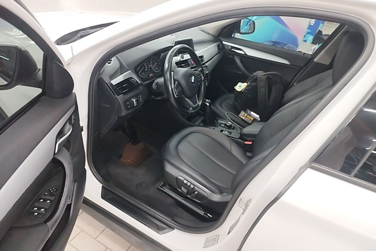 BMW X1 2017 #16 BMW X1 2017 car image #16