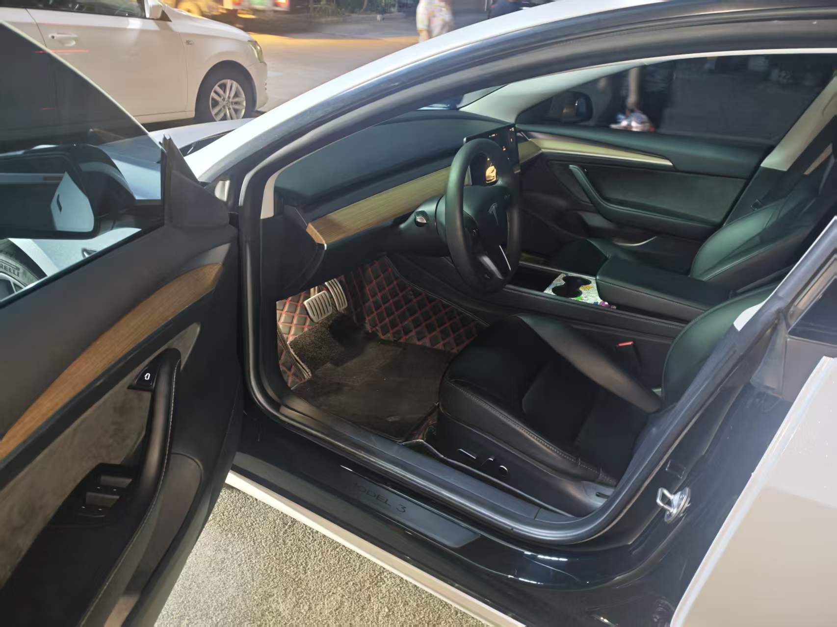 Tesla Model 3 2023 #6 Tesla Model 3 2023 car image #6