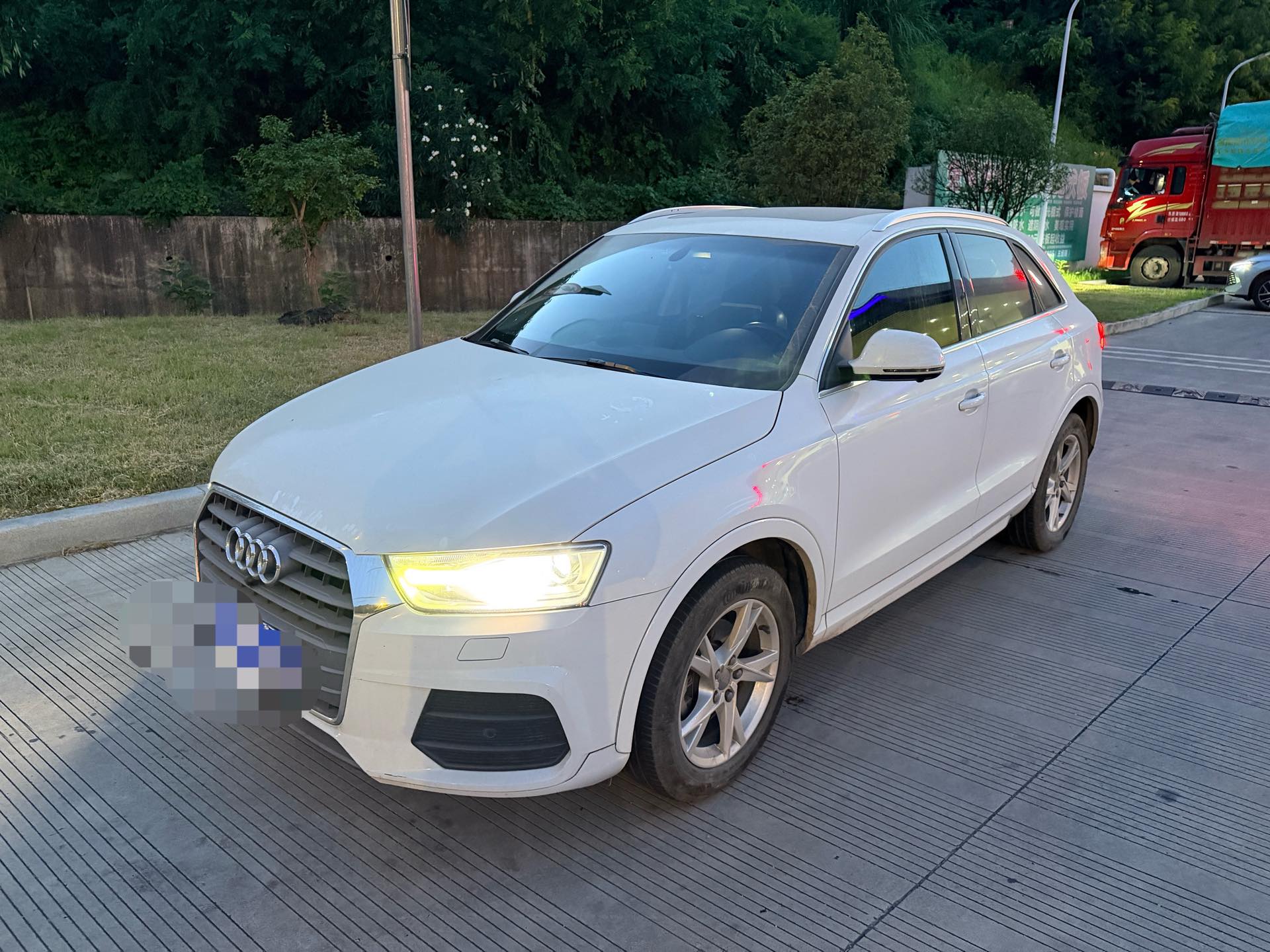 2018 2018 immagine di auto