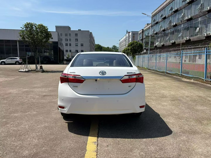 Toyota Corolla 2015 #5 Toyota Corolla 2015 car image #5