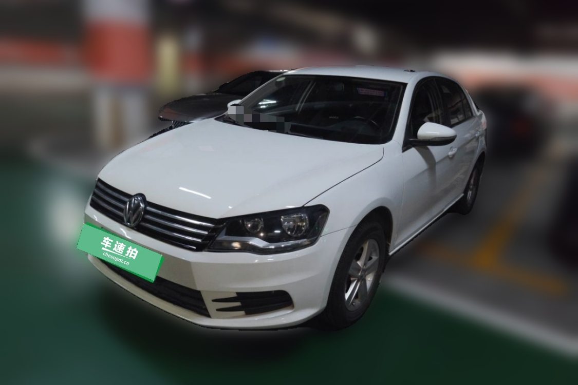 Volkswagen Bora 2015 car image 