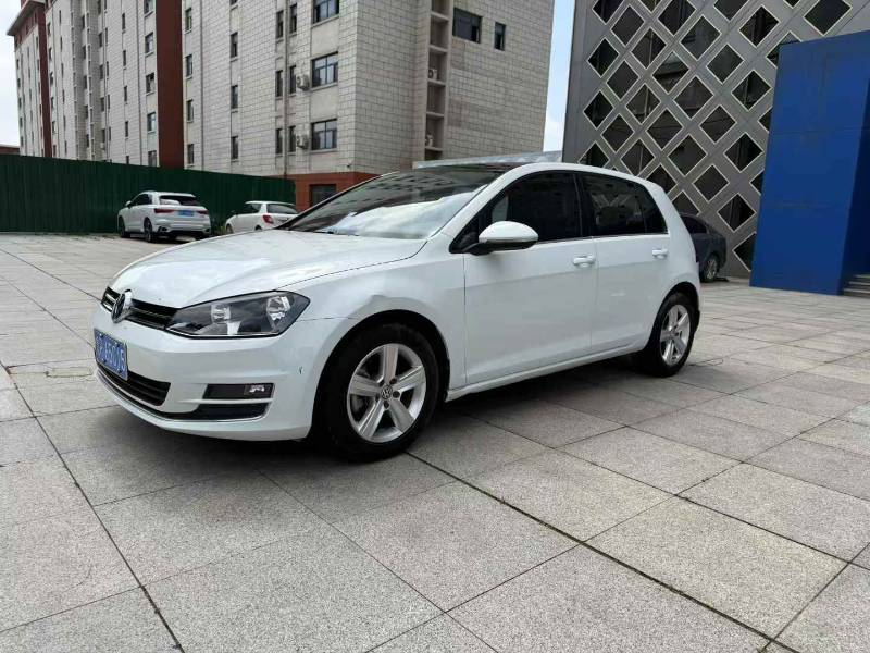 Volkswagen Golf 2016 car image 