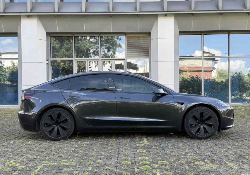 Tesla Model 3 2024 #7 Tesla Model 3 2024 car image #7