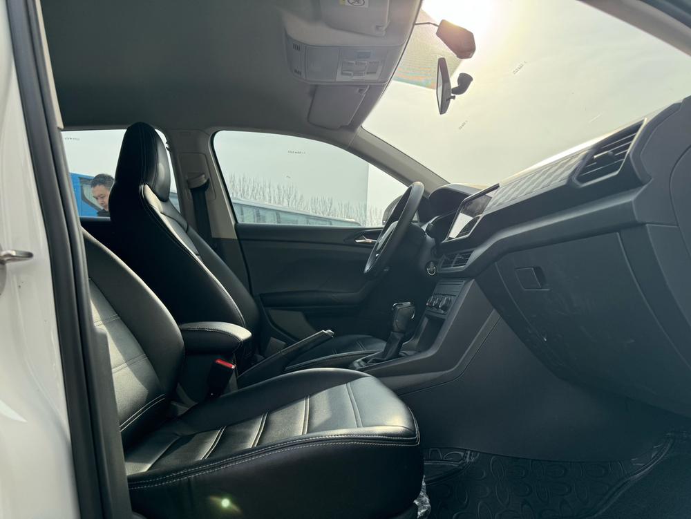 Volkswagen T-Cross 2021 #12 Volkswagen T-Cross 2021 car image #12