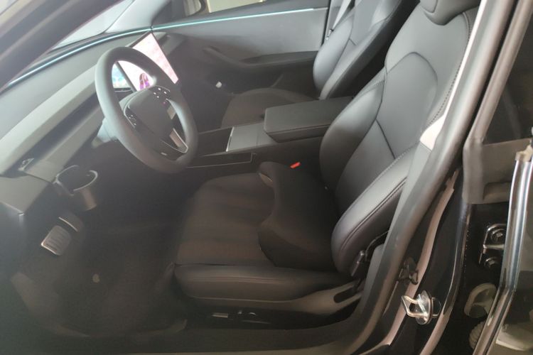 Tesla Model 3 2024 #18 Tesla Model 3 2024 car image #18