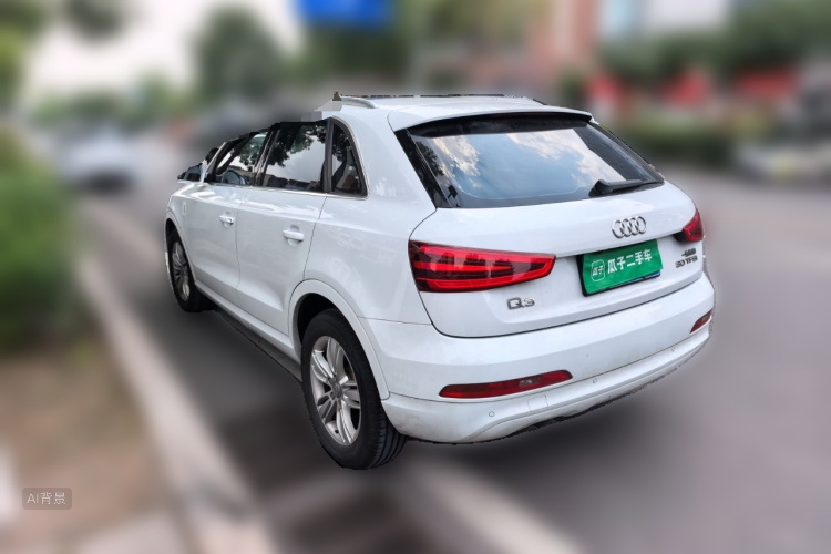 Audi Q3 2015 car image #5
