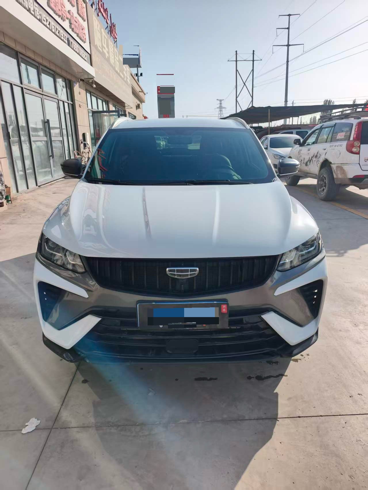 GEELY Coolray 2023 car image #2