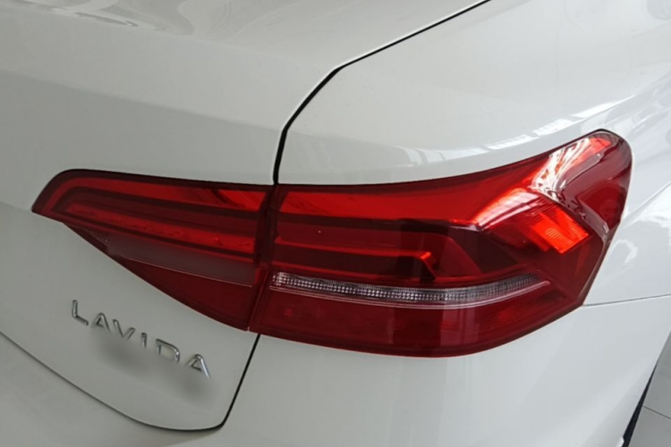 Volkswagen Lavida 2021 car image #8
