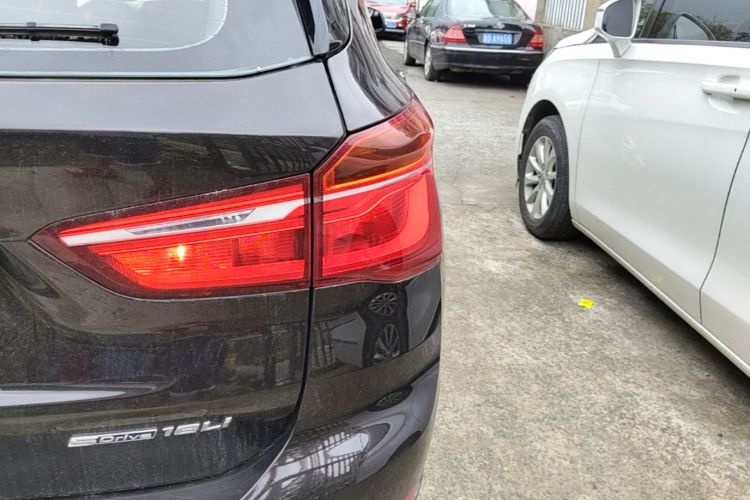 BMW X1 2018 صورة سيارة #8