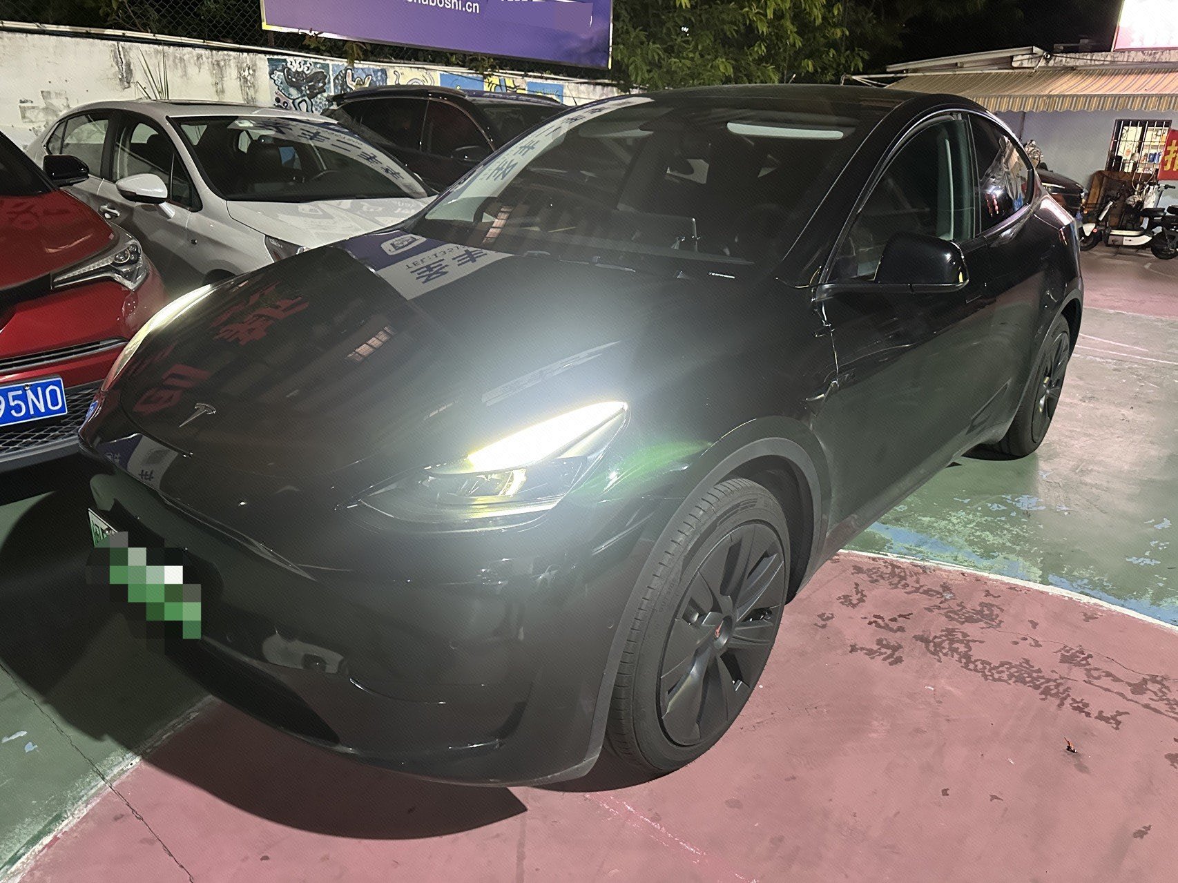 Tesla Model Y 2022 car image 