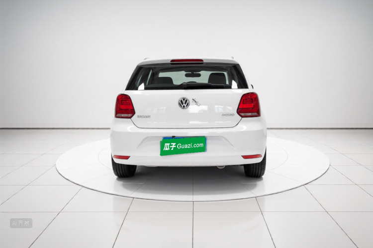 Volkswagen Polo 2014 car image #6
