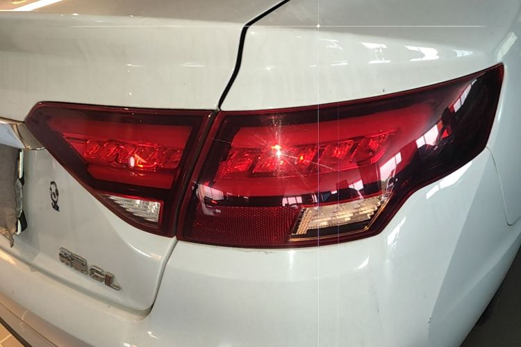 GEELY Emgrand GL 2021 immagine di auto #8