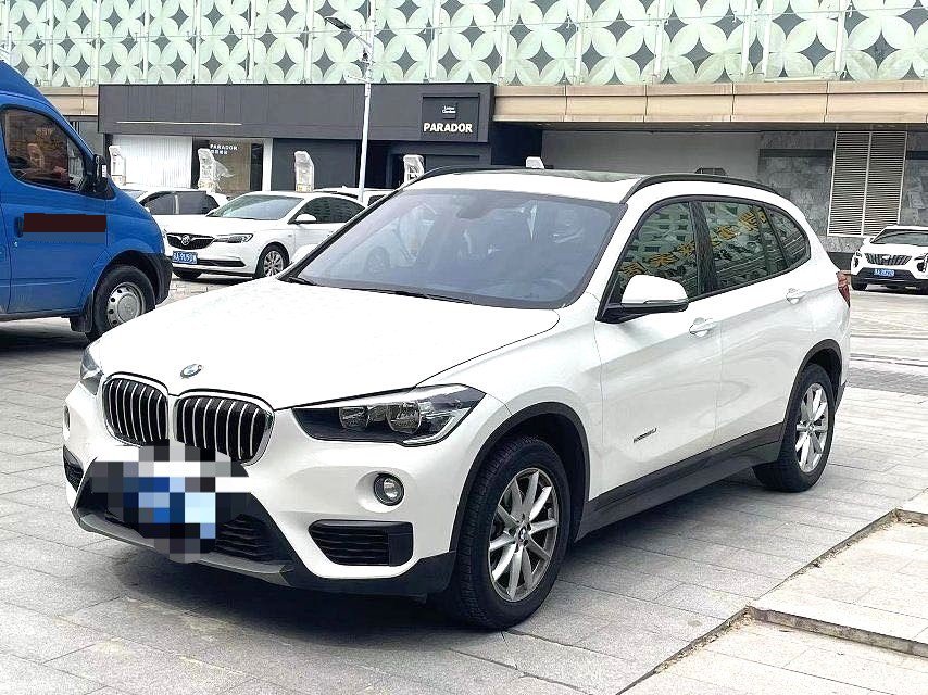BMW X1 2017 BMW X1 2017 car image