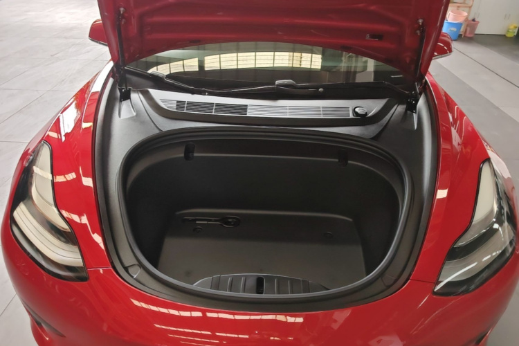 Tesla Model 3 2020 car image #20