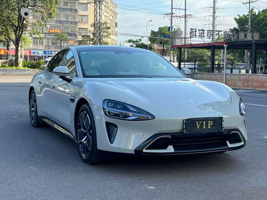 2025 car image #3