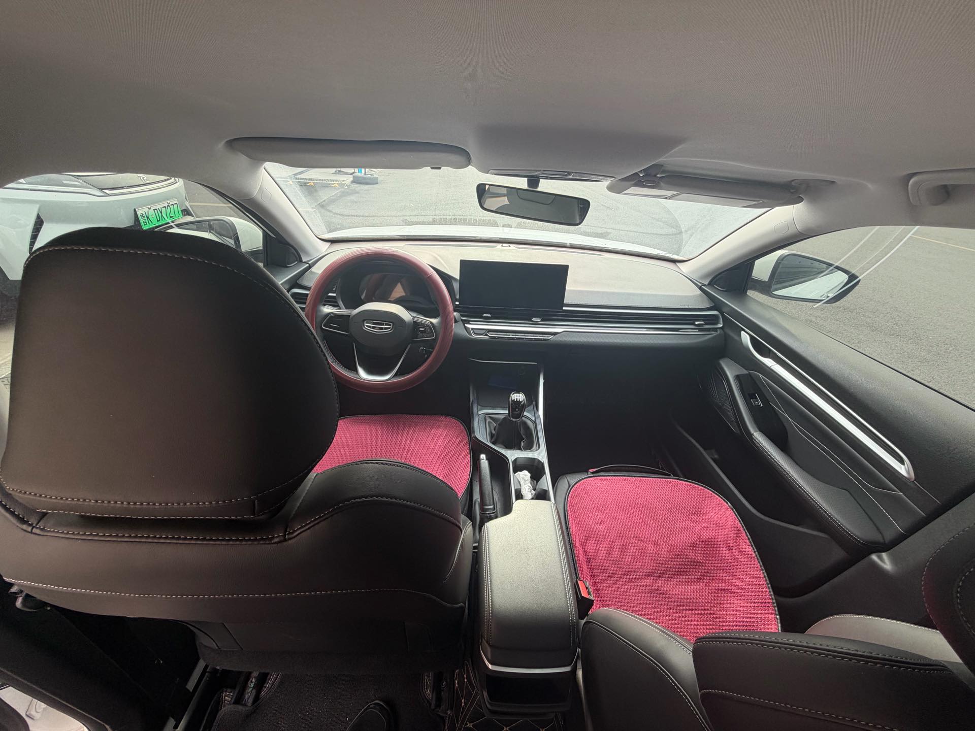 GEELY Emgrand 2024 car image #9