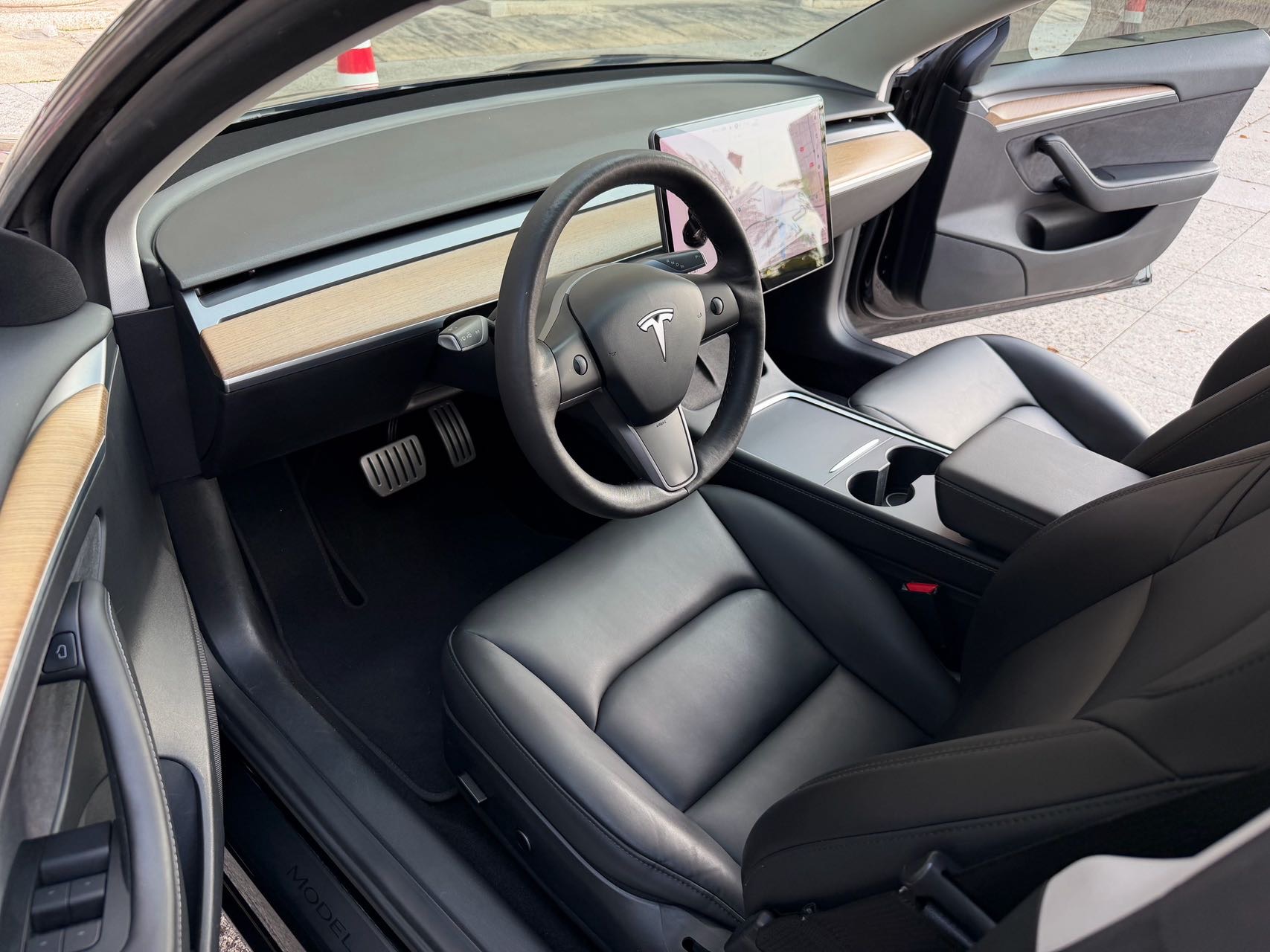 Tesla Model 3 2021 car image #7