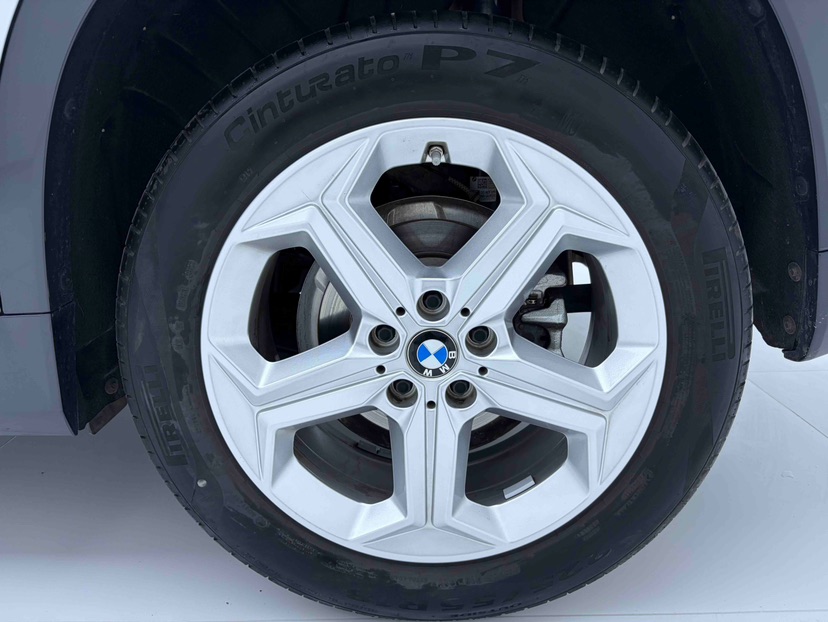 BMW X1 2023 image de voiture #15