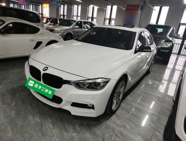 BMW 3 Series 2019 immagine di auto 