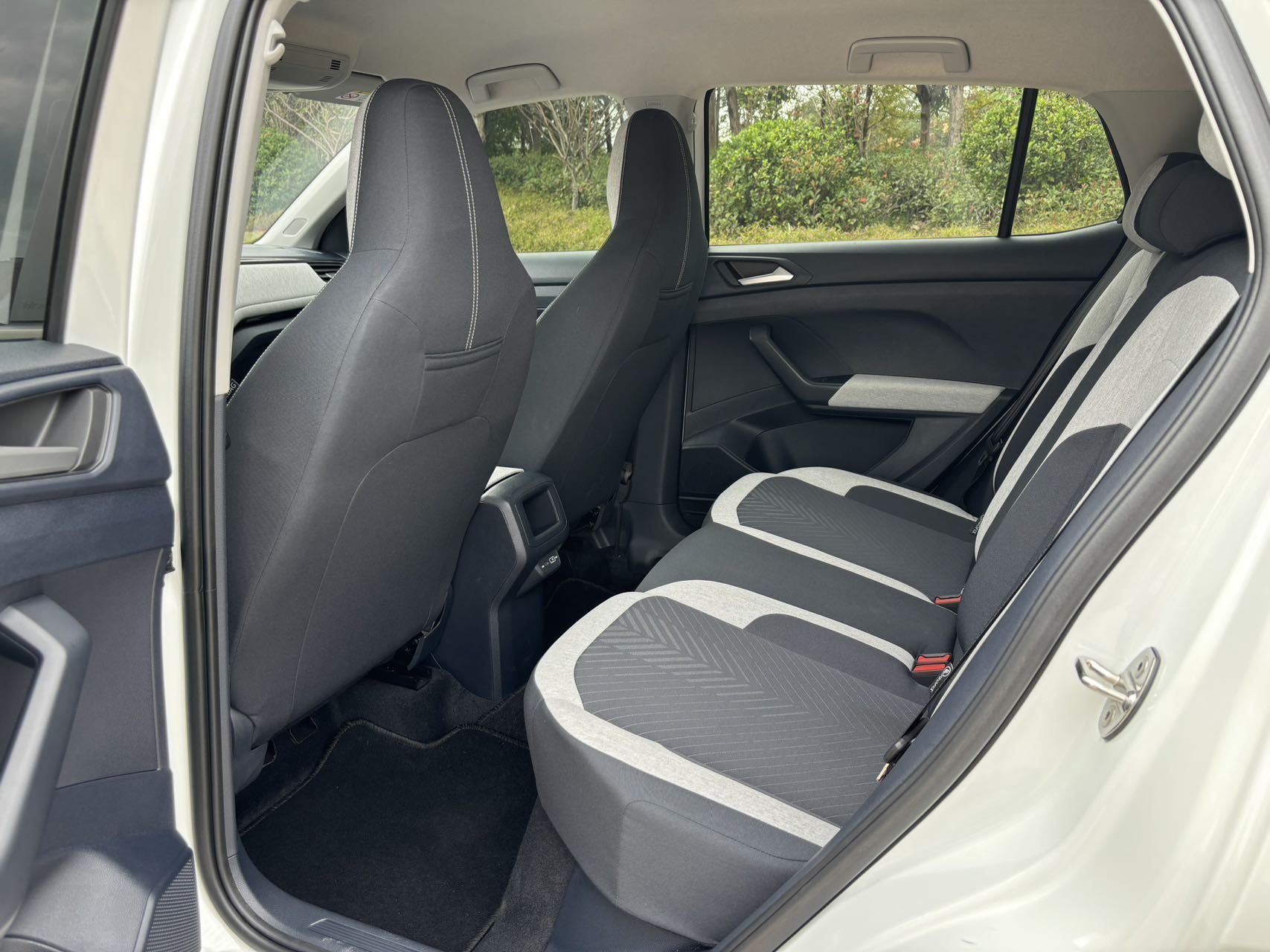 Volkswagen Tharu 2025 #7 Volkswagen Tharu 2025 immagine di auto #7