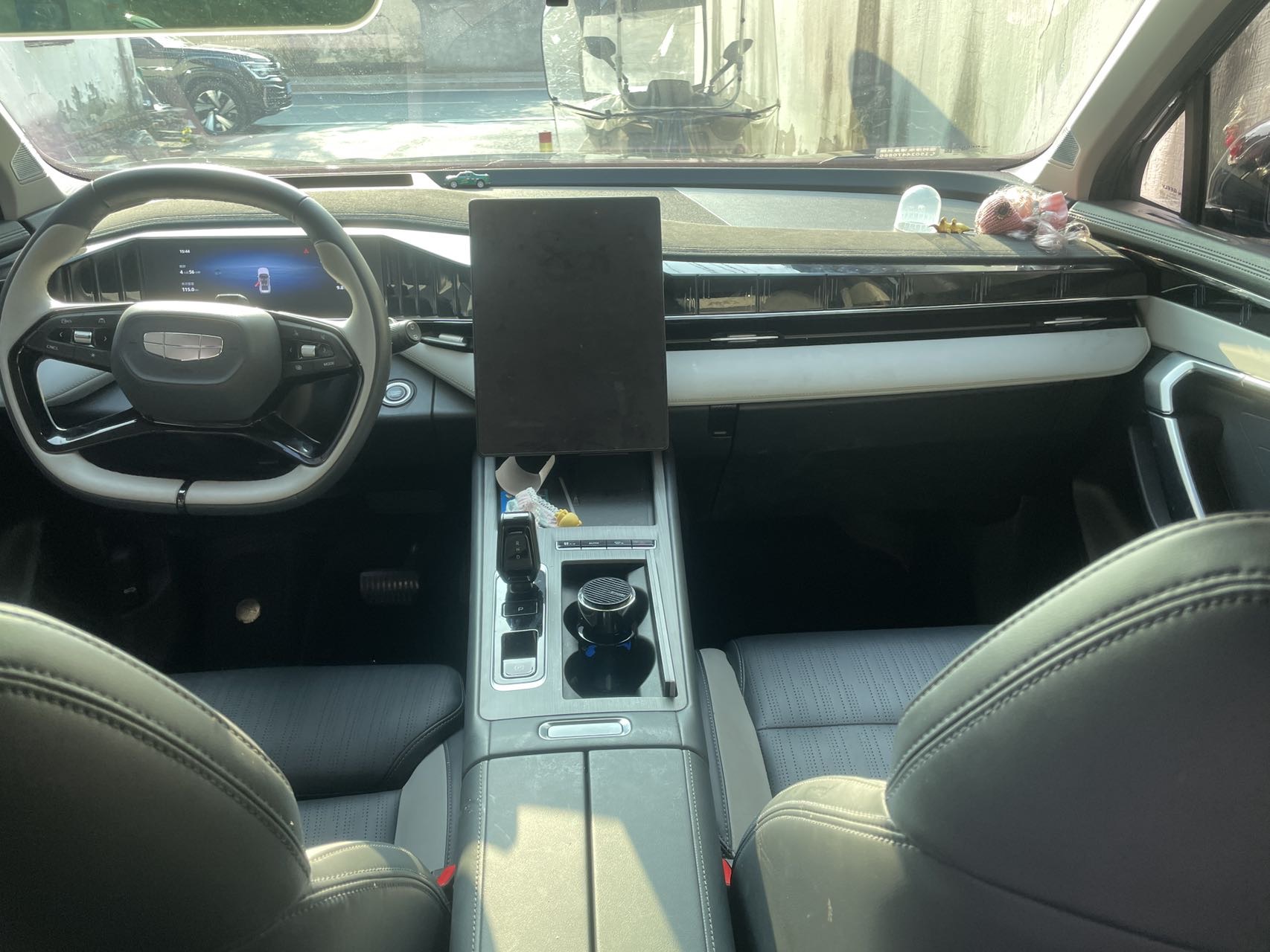GEELY Boyue L 2024 #4 GEELY Boyue L 2024 immagine di auto #4
