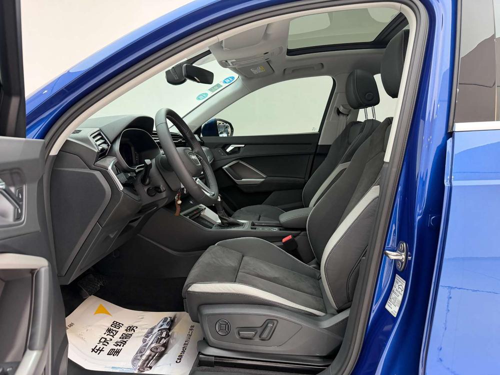 Audi Q3 2019 #21 Audi Q3 2019 car image #21