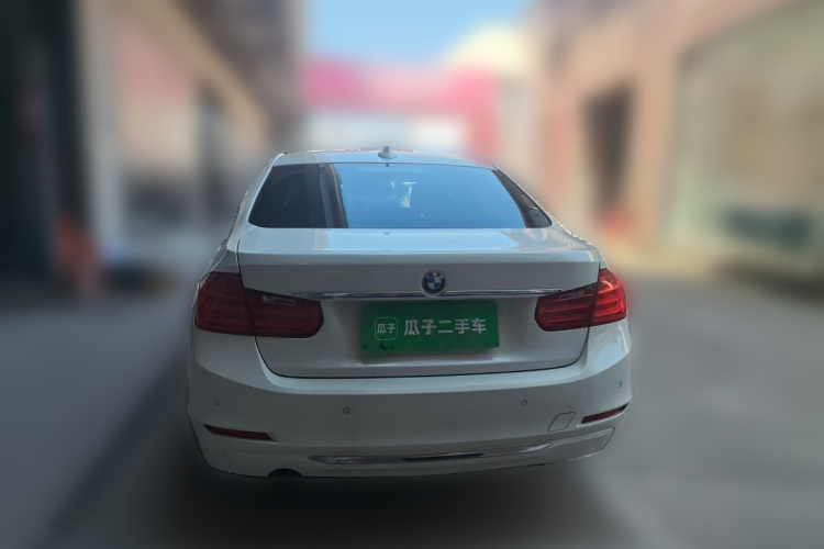 BMW 3 Series 2015 #6 BMW 3 Series 2015 car image #6