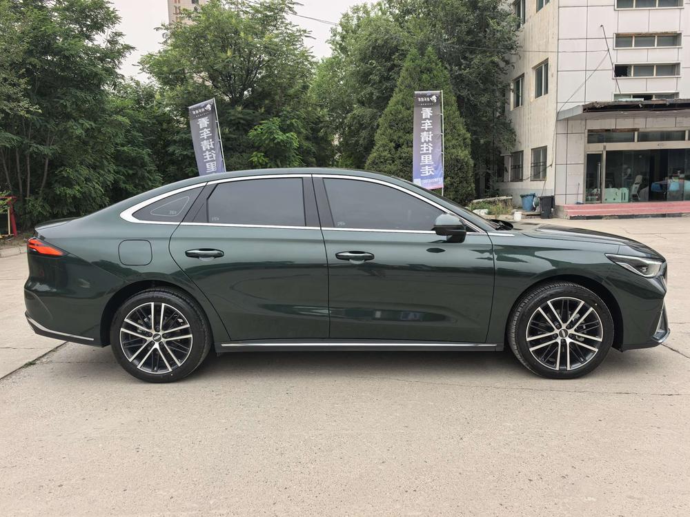 GEELY Emgrand 2025 car image #8