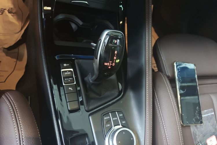BMW X1 2020 car image #14