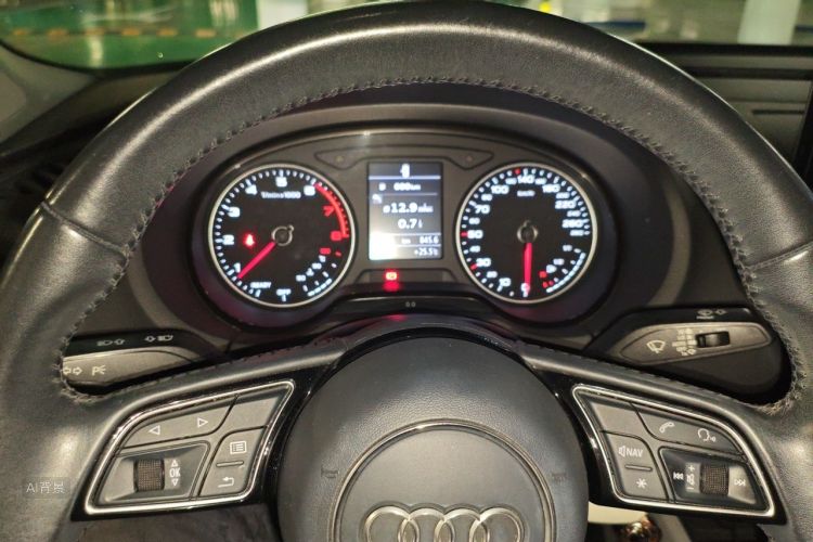 Audi A3 2019 car image #13