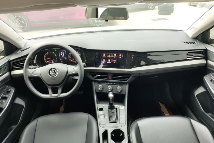 Volkswagen Bora 2021 car image #10