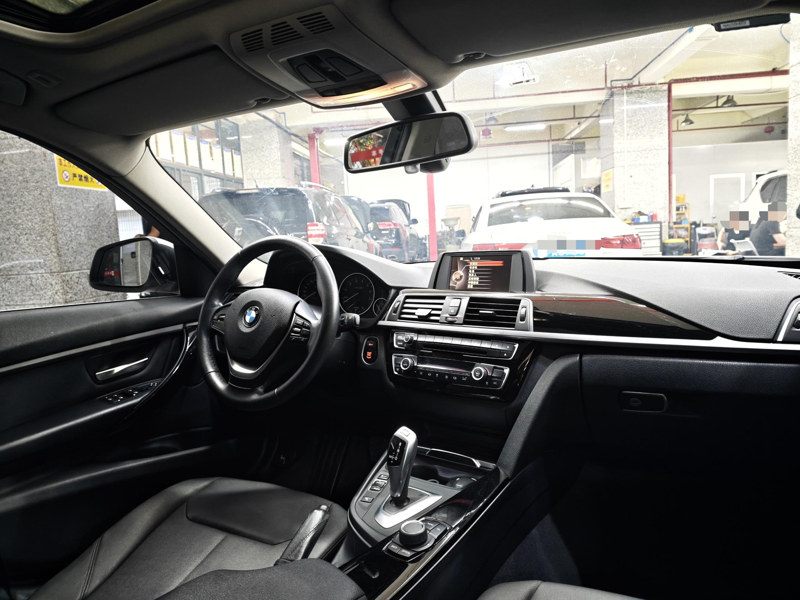 BMW 3 Series 2016 car image #14