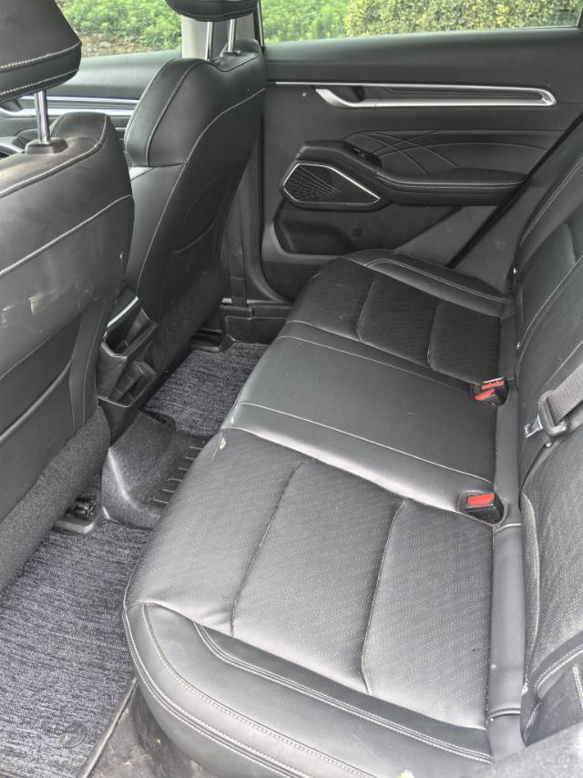 GEELY Emgrand 2023 image de voiture #7