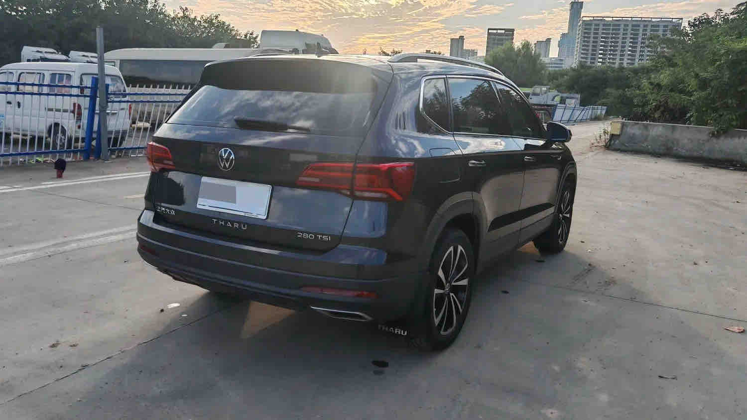 2022 #10 2022 car image #10