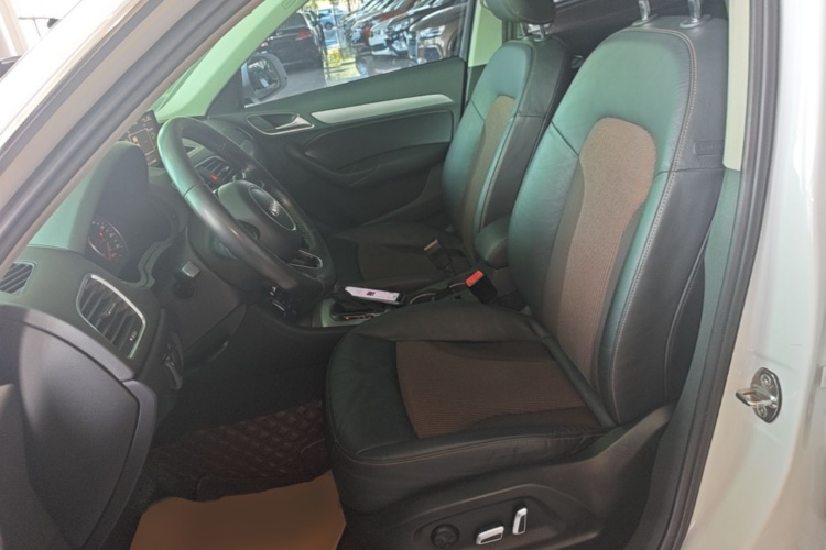 Audi Q3 2016 #15 Audi Q3 2016 car image #15
