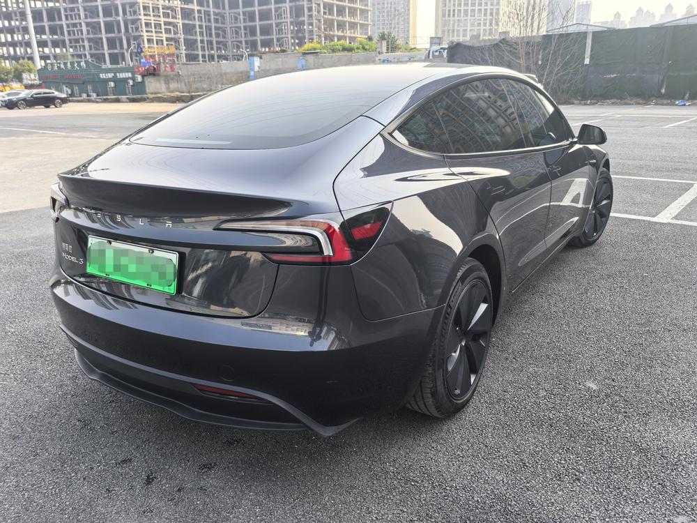 Tesla Model 3 2024 car image #6